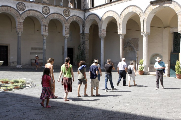 Il cammino del corpo di San Matteo, oggi i fedeli in Cattedrale - aSalerno.it