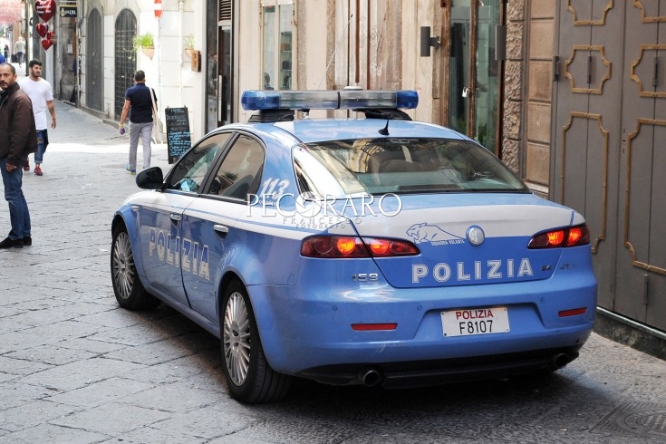 Controlli a Salerno, identificati e portati in Questura 3 parcheggiatori abusivi - aSalerno.it