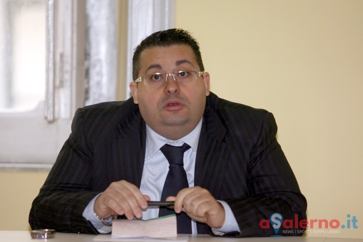 Candidato consigliere aggredito dinanzi al seggio nel quartiere Arbostella - aSalerno.it