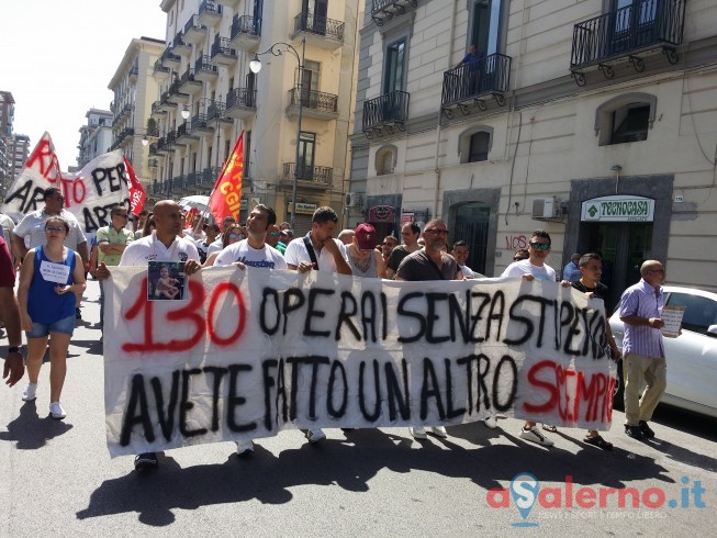 Strage di Nizza, i lavoratori delle Fonderie Pisano sospendono il volantinaggio - aSalerno.it