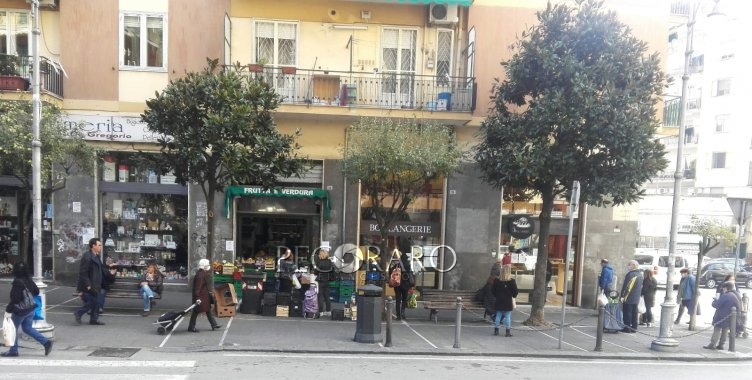 Salerno, tutti i commercianti devono indossare mascherina o guanti monouso - aSalerno.it