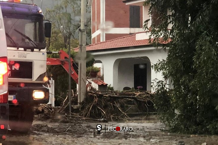 Maltempo, devastanti alluvioni nel golfo di Policastro – FOTO - aSalerno.it