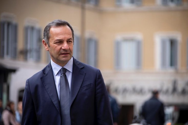 Il salernitano Provenza al Ministro Speranza: “Ritirare poteri Stato-Regioni” - aSalerno.it