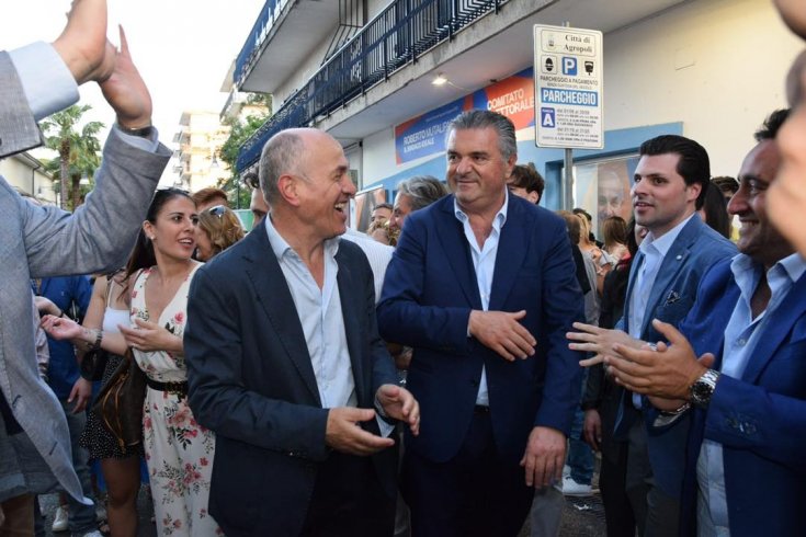 Mutalipassi vince ad Agropoli, sindaco con 11 seggi - aSalerno.it