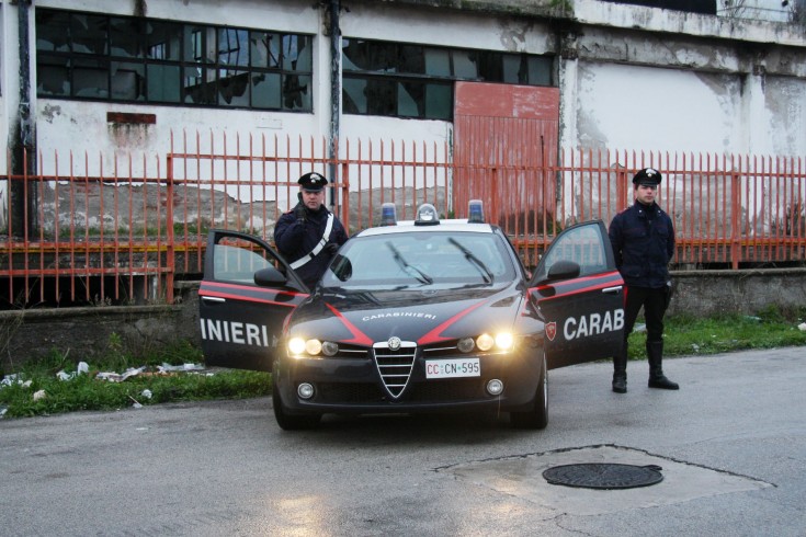 Due salernitani aggrediscono un parcheggiatore abusivo - aSalerno.it