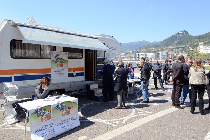 L’Agenzia delle Entrate in “camper” per i contribuenti salernitani - aSalerno.it