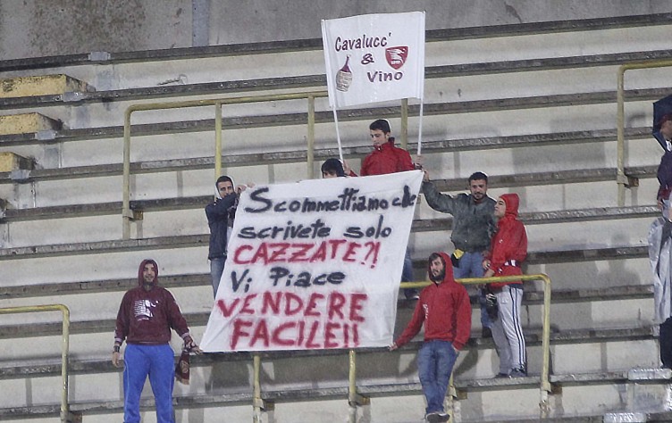 Calcioscommesse, la curva sud “snobba” l’inchiesta Dirty Soccer - aSalerno.it