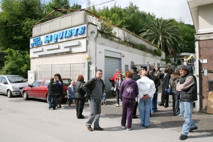 Casa di cura La Quiete, occupata dai dipendenti - aSalerno.it