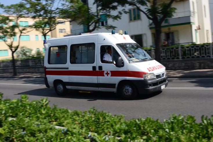 Campagna, caduta fatale dal balcone per un 40enne - aSalerno.it