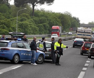 SAL - 03 05 2011 Autostrada A3 Incidente stradale mortale sulla Salerno-Napoli altezza Nocera (foto Tanopress)