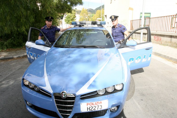 Anziano colto da un malore in casa, arriva la Polizia - aSalerno.it