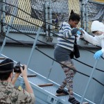 22/06/2015  Salerno Molo Manfredi Sbarco Migranti dalla nave tedesca Holstein.