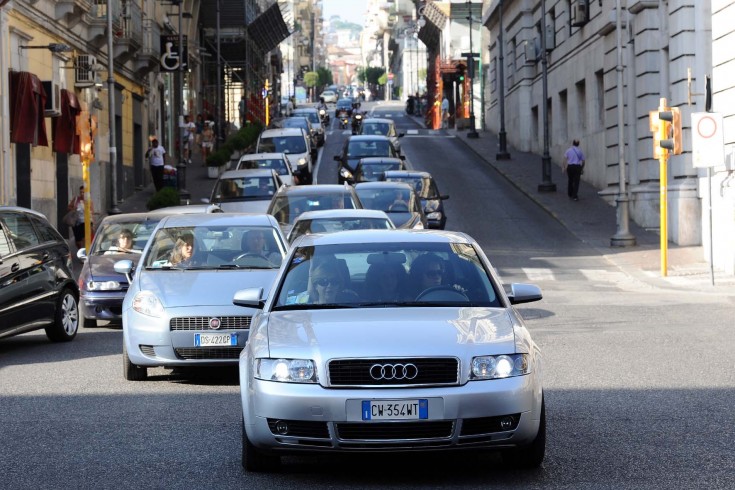 Ancora traffico in tilt per i lavori su via dei Principati - aSalerno.it