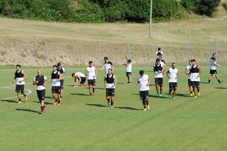 Salernitana, in viaggio verso Serino: il ritiro granata è in Campania - aSalerno.it