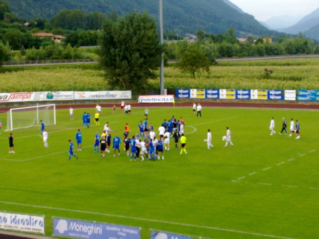 Promozione, la Temeraria denuncia aggressione e non scende in campo - aSalerno.it