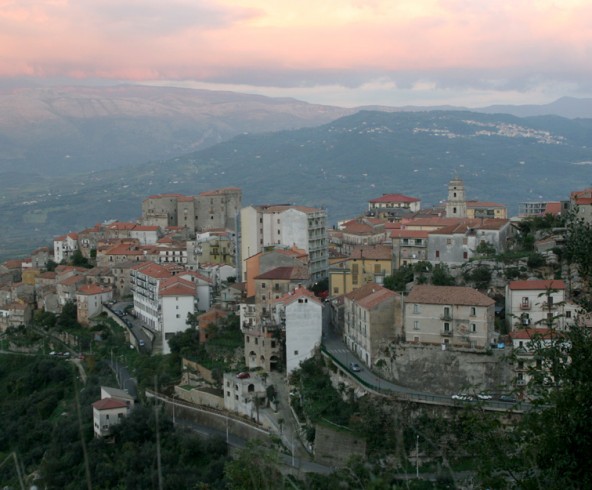 Antrace sulle lettere delle Poste a Roccadaspide, direttore e postino in ospedale - aSalerno.it