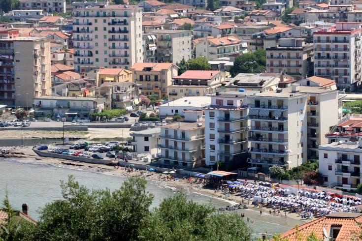 Agropoli, suicida alla baia di Trentova. Potrebbe essere un turista - aSalerno.it