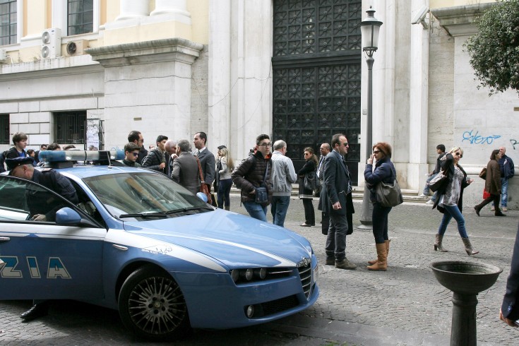 Allarme bomba al Tribunale di Salerno, interviene la polizia - aSalerno.it