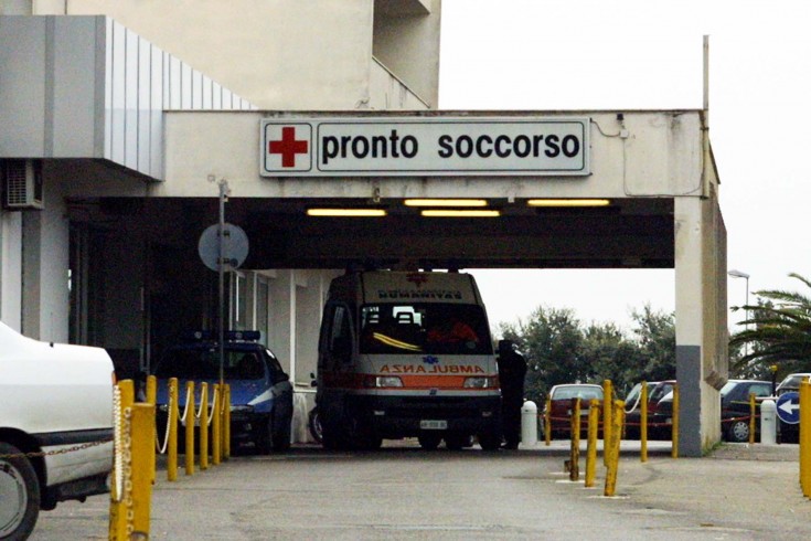 Salerno, dal carcere al Pronto Soccorso del Ruggi per sospetta frattura: 27enne tenta la fuga - aSalerno.it