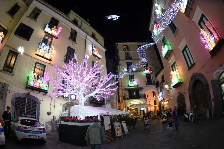 Luci d’Artista, per la prima volta un bando per le luminarie - aSalerno.it