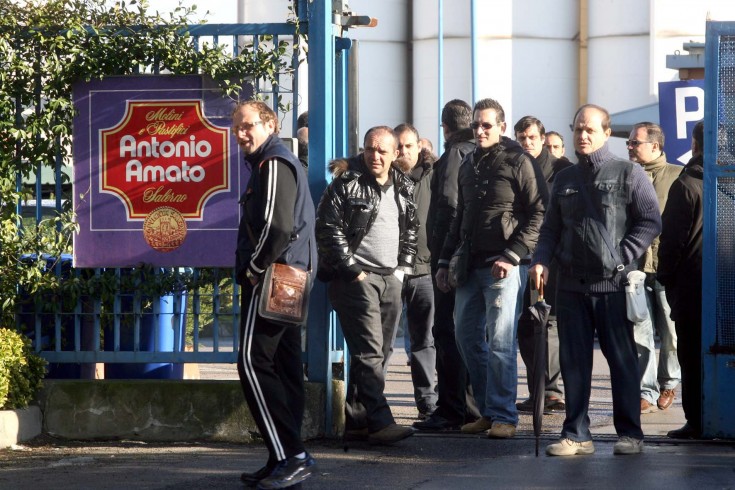 Rabbia degli ex operai Antonio Amato, l’azienda risponde - aSalerno.it