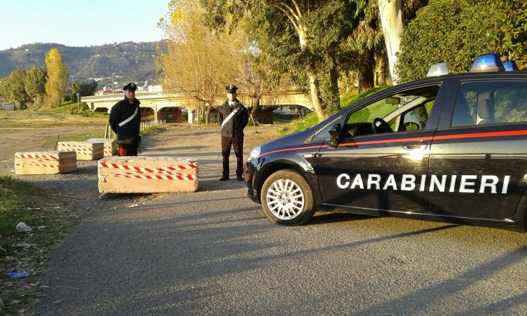 Arrestato 50enne a Villammare dopo essersi scagliato contro dei militari - aSalerno.it