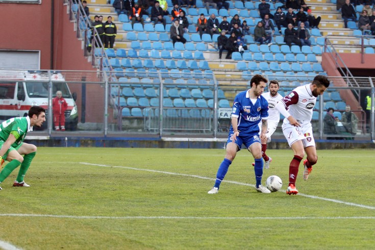 Como-Salernitana: primo tempo pari, Coda chiama Ebagua risponde - aSalerno.it