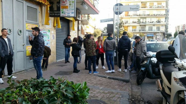 Febbre da derby: al via la prevendita, è caccia al biglietto - aSalerno.it