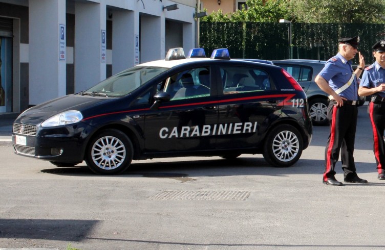 Carabinieri spara accidentalmente: indaga la Procura - aSalerno.it