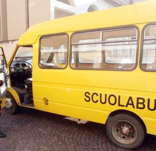 Sequestrato uno scuola bus a Buccino - aSalerno.it