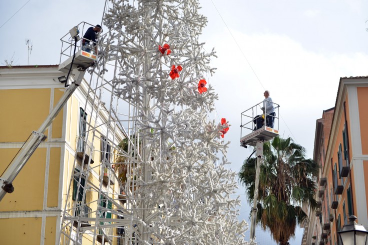 Salerno, al via i lavori di rimozione delle Luci d’Artista - aSalerno.it