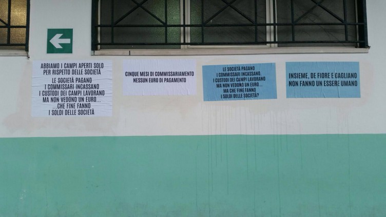FOTO-Da mesi senza stipendio, protestano i custodi dei campi salernitani - aSalerno.it