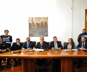 Salerno Tribunale di Salerno Conferenza stampa su sequestro di depuratori in costiera