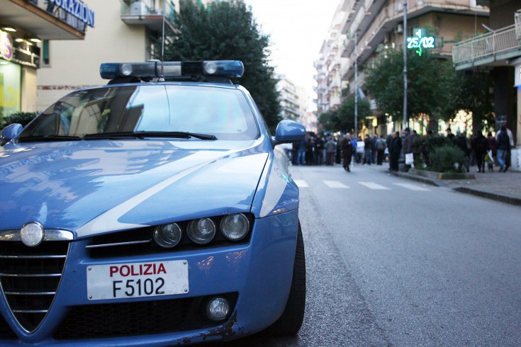 Salerno: furto in un negozio in via Posidonia, arrestato 26enne - aSalerno.it