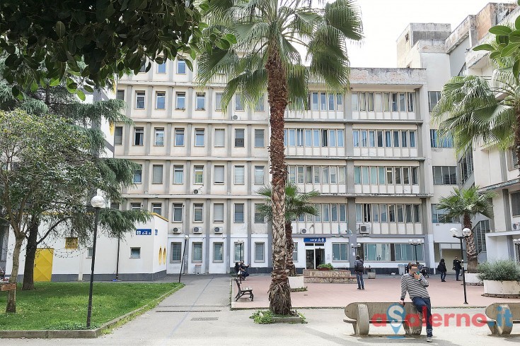 “Azienda ospedaliera a Salerno, a rischio 186 contratti a tempo determinato” - aSalerno.it