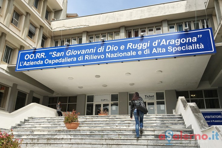 Uomo di 50 anni colpito da meningite ricoverato all’Ospedale di Salerno - aSalerno.it