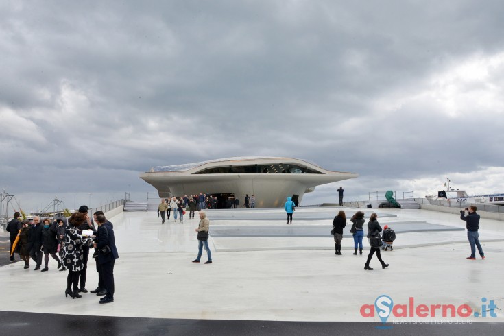 Pronte le opere luminose realizzate con il patrocinio dell’Autorità Portuale di Salerno - aSalerno.it