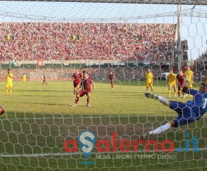 SAL - 19 06 2011 salernitana - verona finale play off Nella foto il gol di carrus Foto Tanopress