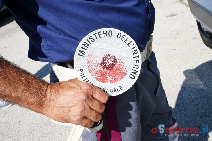 Trovati in auto con marijuana e hashish, arrestati due cittadini stranieri - aSalerno.it