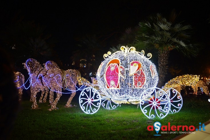 Tensione nella Villa Comunale, in corto circuito la “Carrozza di Cenerentola” - aSalerno.it