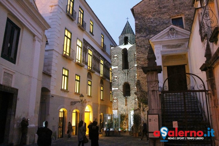 L’Ipogeo di San Pietro a Corte invaso da straordinari effetti luminosi - aSalerno.it