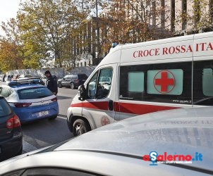 polizia croce rossa ambulanza lungoirno