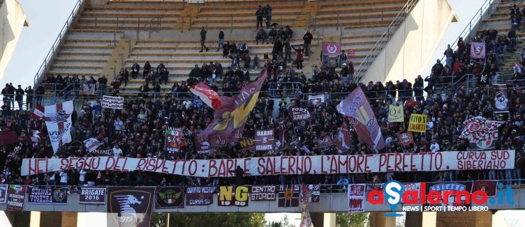 Comunicato degli Ultras Curva Sud sulla questione gemellaggio con il Bari - aSalerno.it