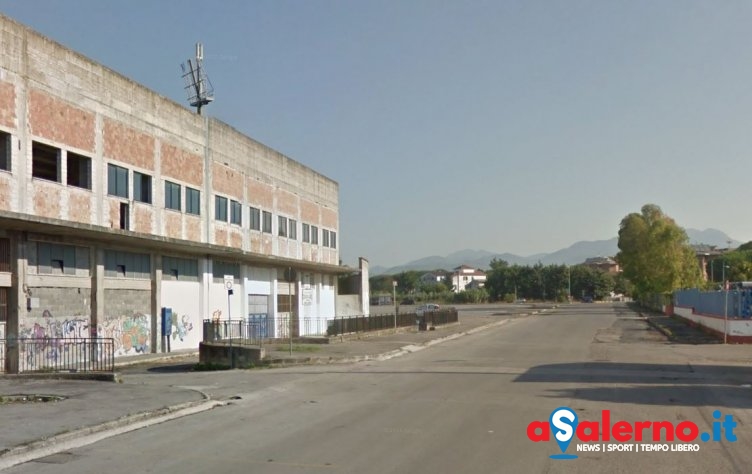 Drammatico ritrovamento a Battipaglia, uomo trovato morto vicino lo stadio Pastena - aSalerno.it