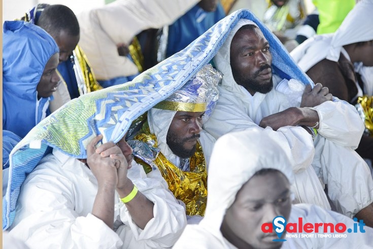 Migranti a Salerno: sono 990, domani dalle 8 le prime operazioni di sbarco - aSalerno.it