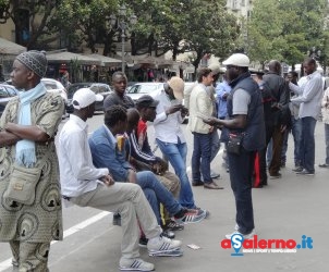 senegalesi ambulanti venditori protesta