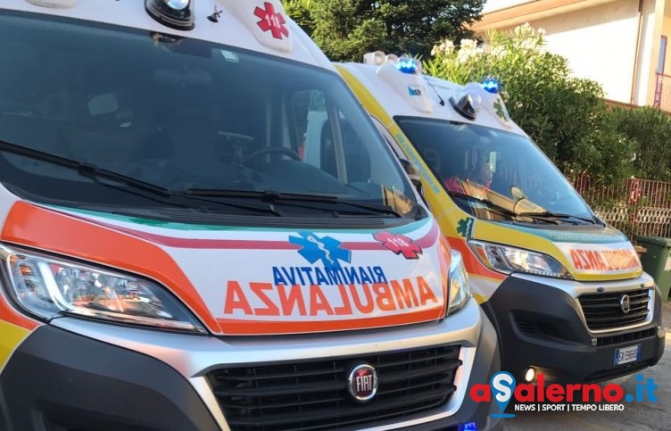 Ambulanza anti-contagio su Salerno, in servizio sul territorio - aSalerno.it