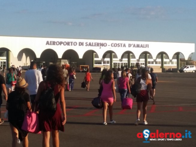 Voli civili trasferiti da Capodichino all’aeroporto di Salerno: è il primo passo d’integrazione - aSalerno.it