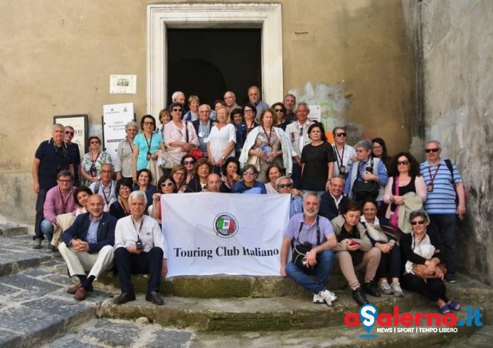 Riapre la Chiesa di Santa Maria de Lama, al via la prima iniziativa di ”Touring Giovani” - aSalerno.it