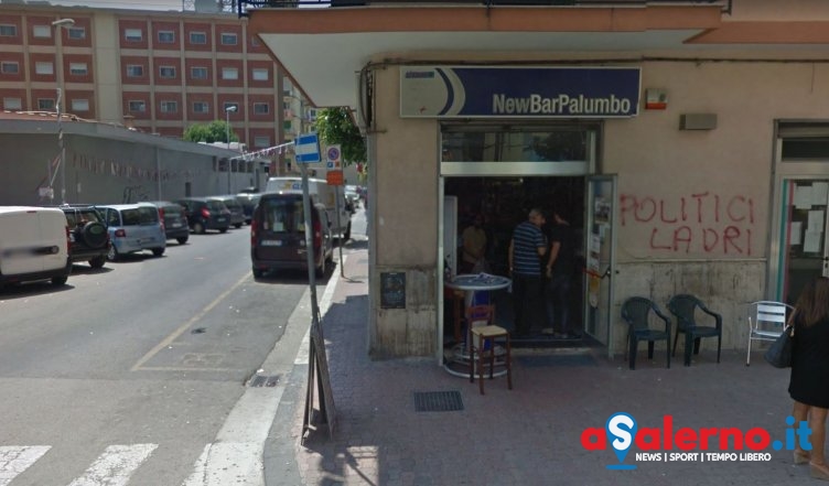 Trova 6mila euro in contanti al bar Palumbo: noto commerciante di Torrione li restituisce - aSalerno.it